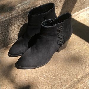 Heeled Chelsea boots size 7